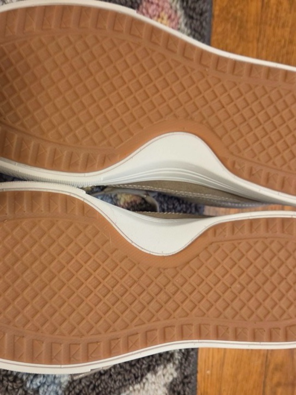 Skechers Women's Tan Canvas Casual Sneaker Wide Fit Sz 8 - Picture 4 of 4